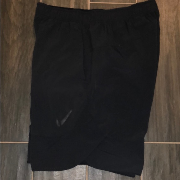 Nike Shorts - Picture 8 of 9